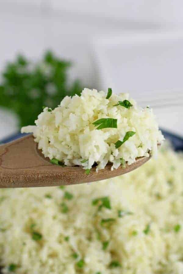 How To Make Cauliflower Rice: A step-by-step photo tutorial  how to cook cauliflower rice | cauliflower rice recipes | whole30 side dishes | gluten-free side dishes | dairy-free side dishes | vegan side dishes | paleo side dishes | gluten-free cauliflower rice | whole30 recipe ideas || The Real Food Dietitians #whole30recipes #cauliflowerrice