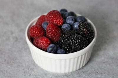 15 Whole30 Carb Sources | Whole30 approved carbs | what to eat on Whole30 | Whole30 approved fruits and vegetables | carb sources for Whole30 | healthy carb options | how to eat healthy carbs || The Real Food Dietitians