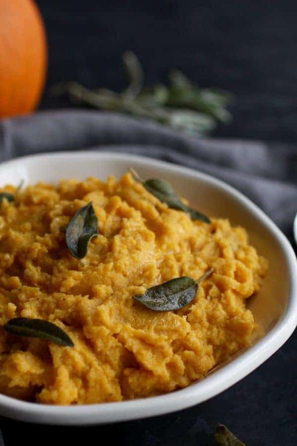 Cauliflower Butternut Squash Mash with Sage | butternut squash recipes | easy butternut squash recipe | whole30 side dish | gluten-free side dish | dairy-free side dish | paleo side dish || The Real Food Dietitians #whole30recipes #whole30sides #glutenfreesides #paleorecipe 