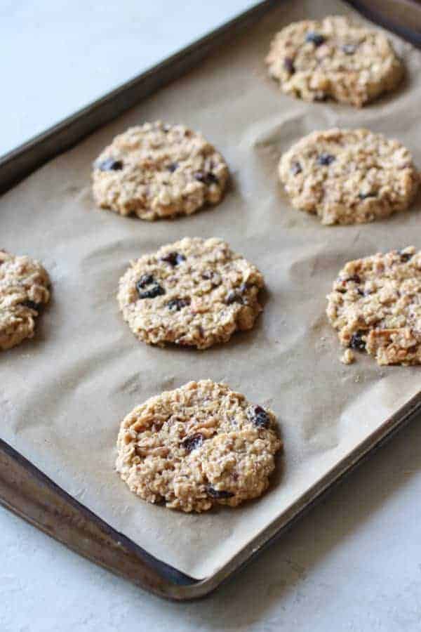 Apple Cinnamon Breakfast Oat Cookies