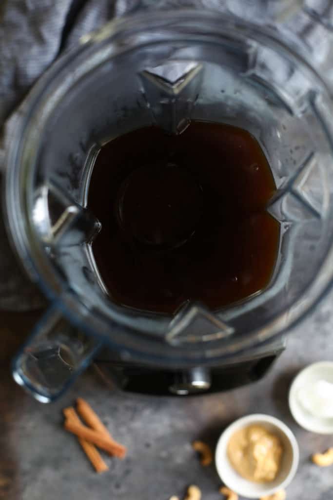 Snickerdoodle Cashew Coffee ingredients in a blender