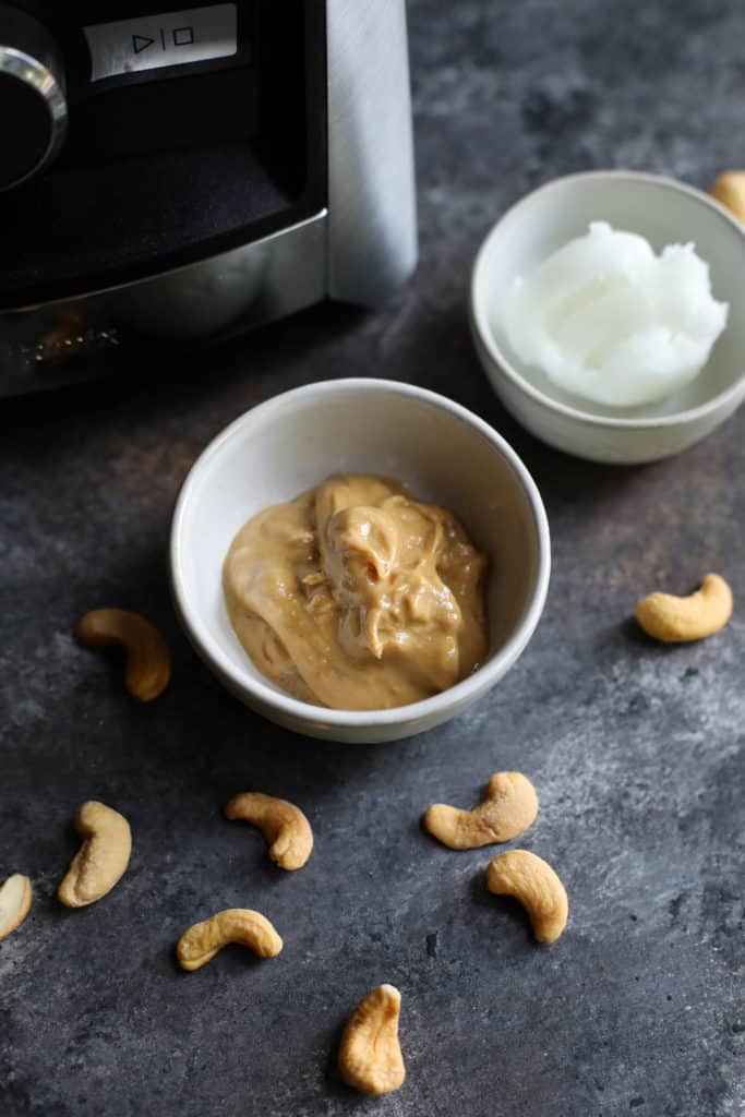 Snickerdoodle Cashew Coffee ingredients in bowls
