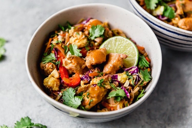 A bowl of Noodle-Free Chicken Pad Thai, perfect for meal prep. 